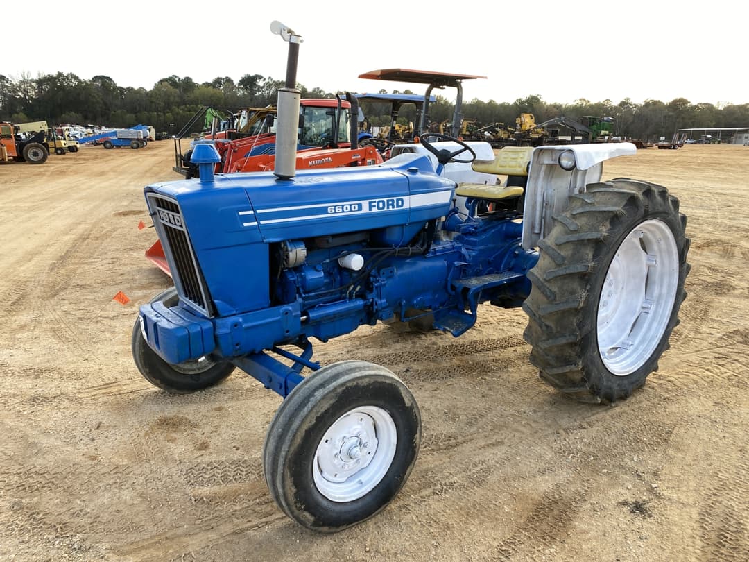 Image of Ford 6600 Primary image