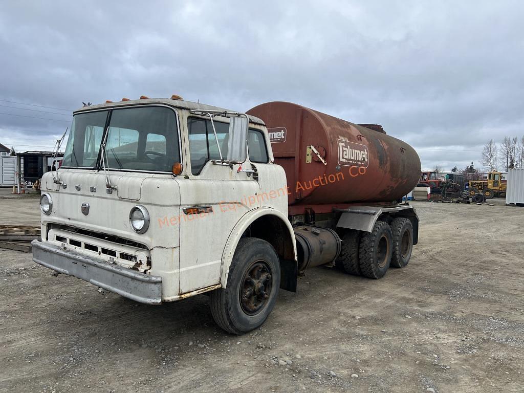 Image of Ford 8000 Primary image