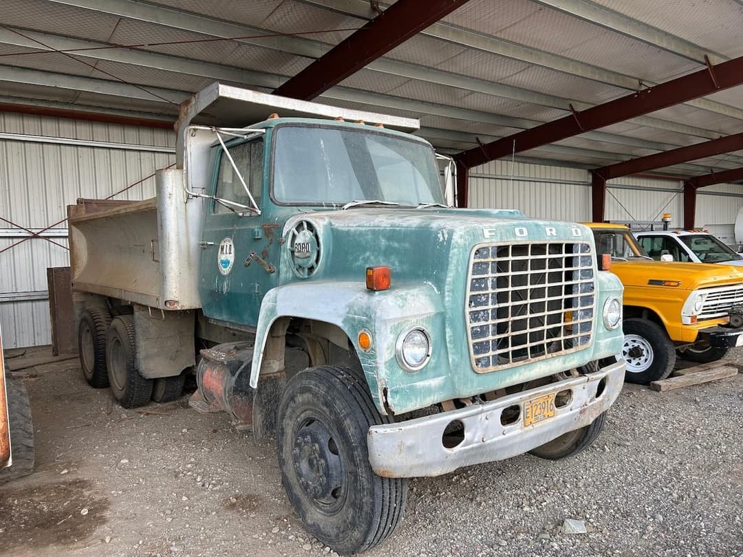 Image of Ford 880 Primary image