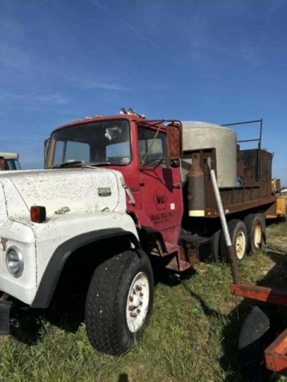 Main image Ford 9000