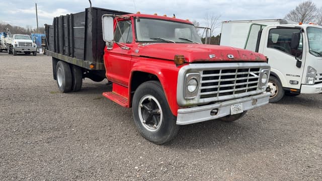 Image of Ford F-600 equipment image 2