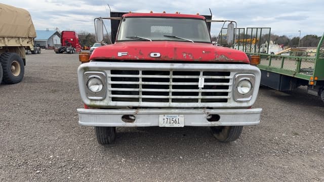 Image of Ford F-600 equipment image 1