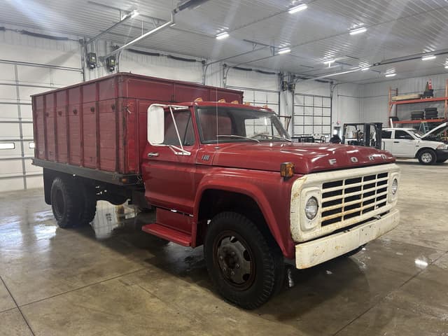 Image of Ford F600 equipment image 2