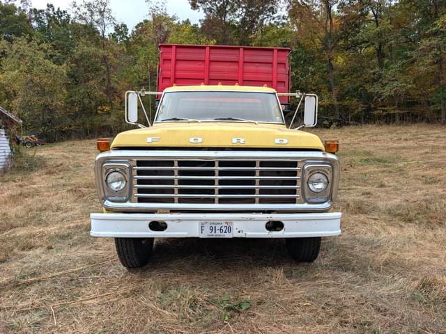 Image of Ford F-600 equipment image 1