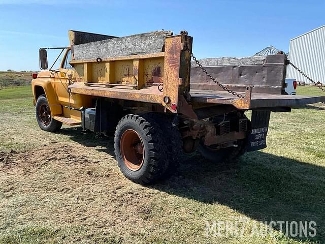 Image of Ford F-600 equipment image 1