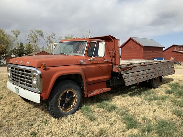 Image of Ford F-600 equipment image 1