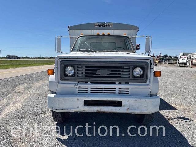 Image of GMC 6000 equipment image 1