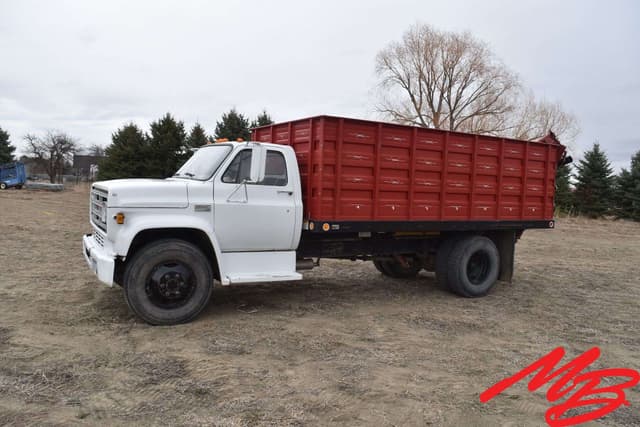 Image of GMC 6000 equipment image 1