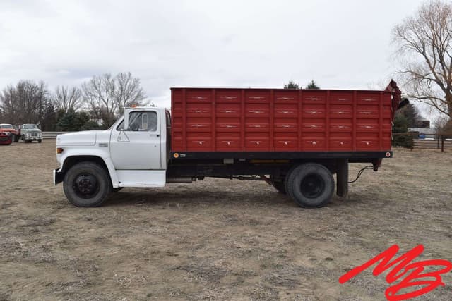 Image of GMC 6000 equipment image 2