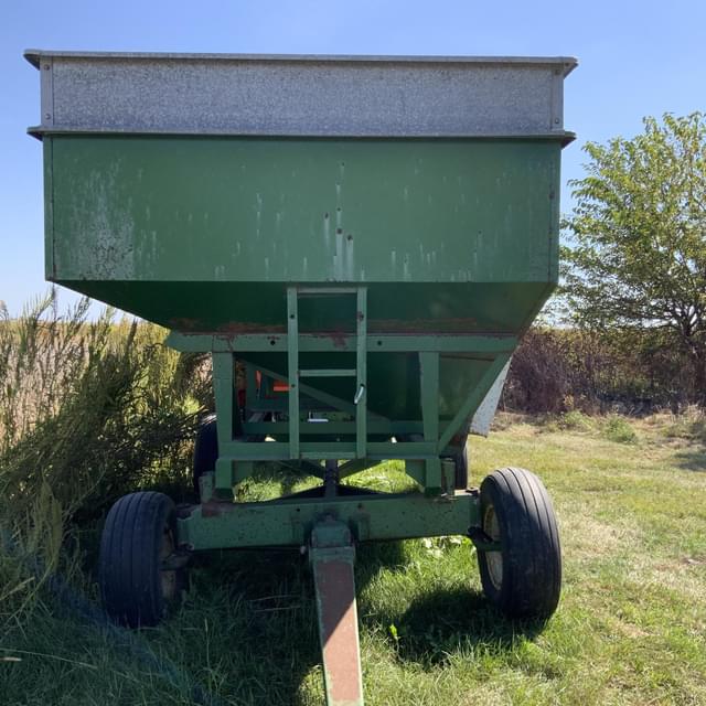 Image of Huskee 225 equipment image 1