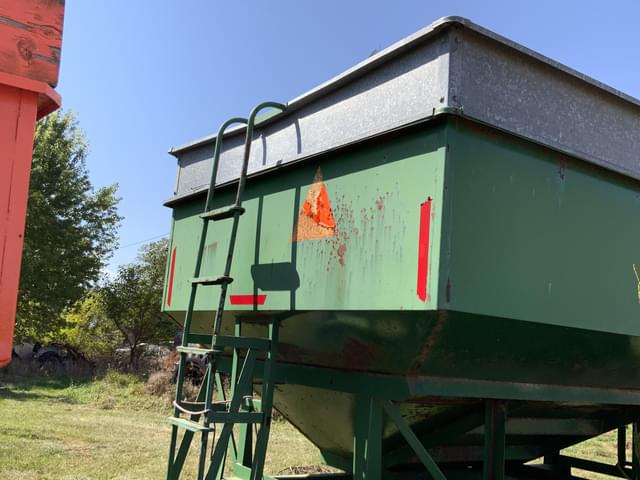 Image of Huskee 225 equipment image 3