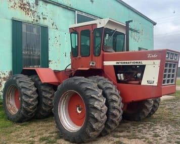 Main image International Harvester 4366