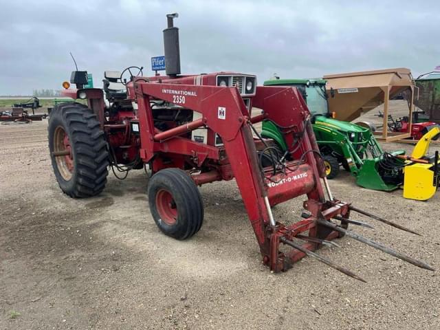 Image of International Harvester Hydro 100 equipment image 2