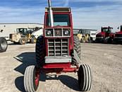 Thumbnail image International Harvester 1066 71