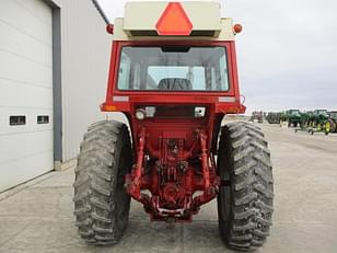 Main image International Harvester 1066 8