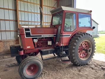 Main image International Harvester 1066