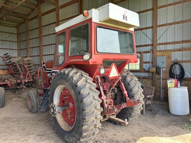 Image of International Harvester 1066 equipment image 3
