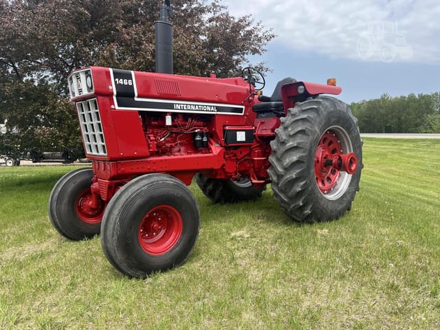 Image of International Harvester 1466 equipment image 1