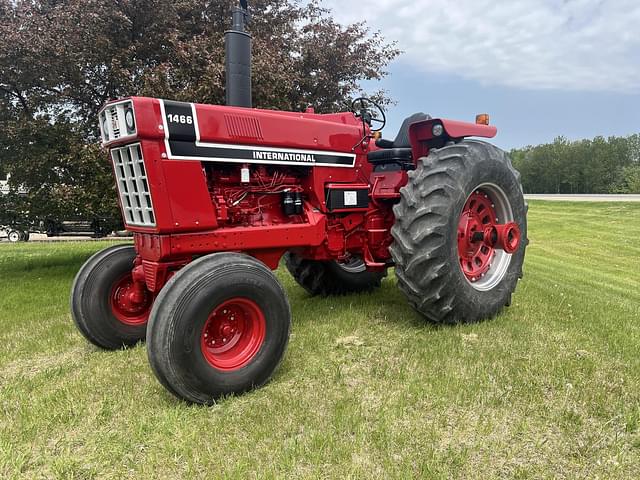 Image of International Harvester 1466 equipment image 1