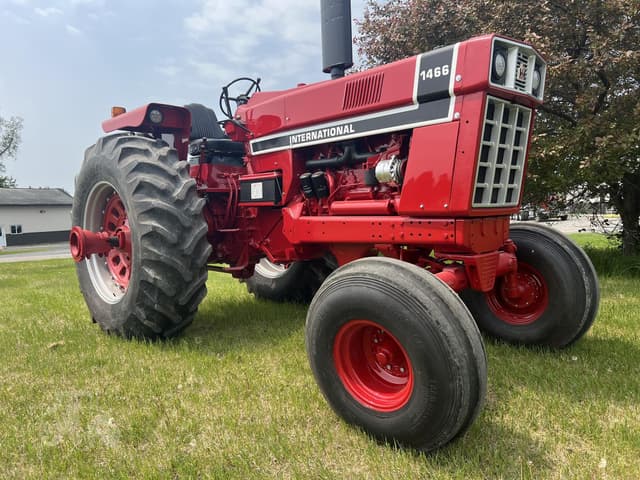 Image of International Harvester 1466 equipment image 3