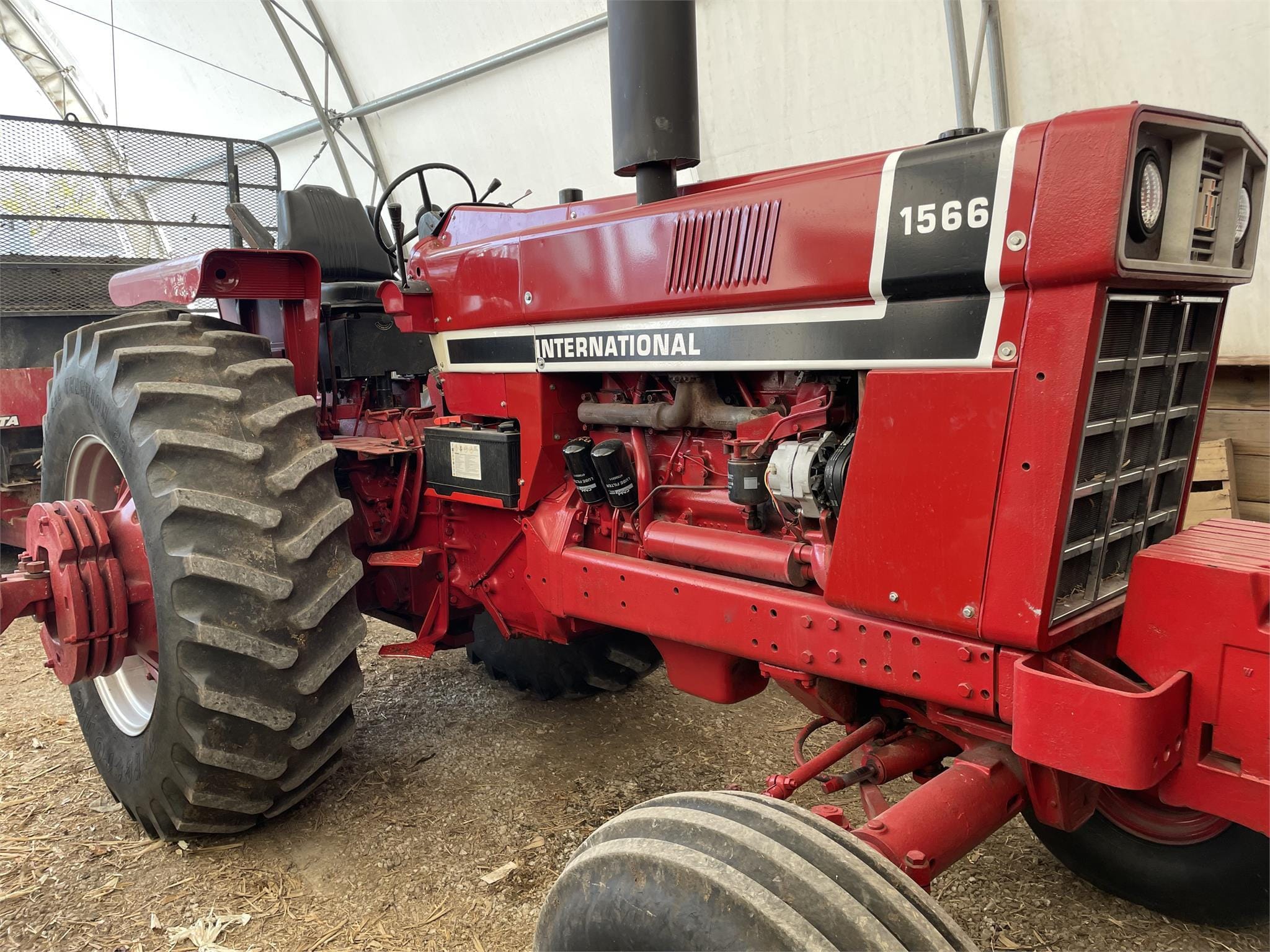 Main image International Harvester 1566