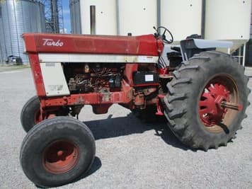 Main image International Harvester 1566