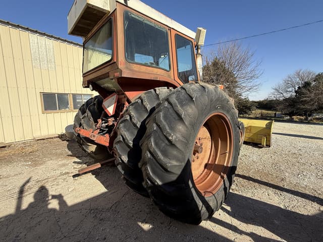 Image of International Harvester 1566 equipment image 4