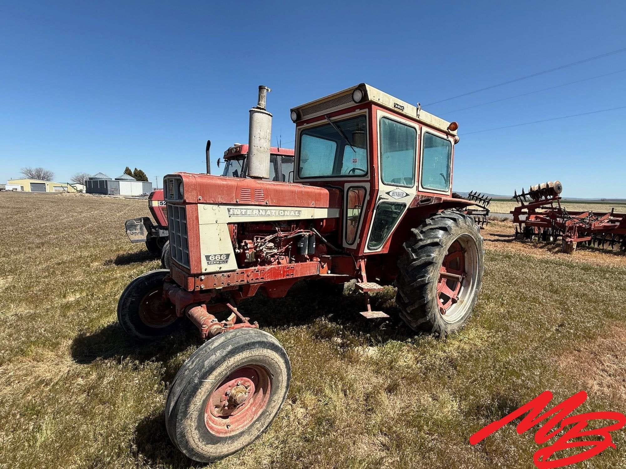 1975 International Harvester 666 Equipment Image0