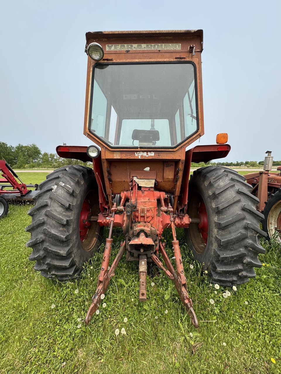 Image of International Harvester 966 Image 1