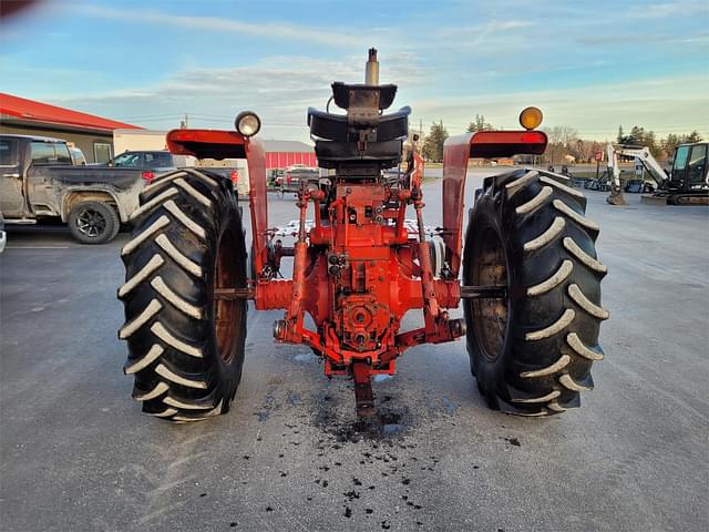 Image of International Harvester 966 equipment image 3