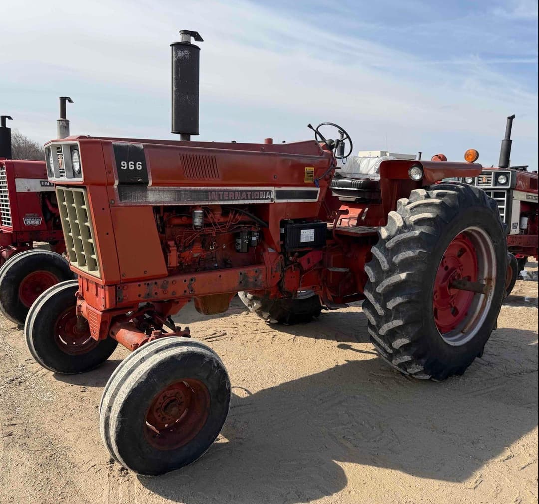 Image of International Harvester 966 Primary image