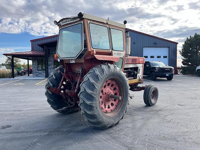 Image of International Harvester 1066 equipment image 4