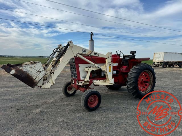 Image of International Harvester 766 equipment image 1