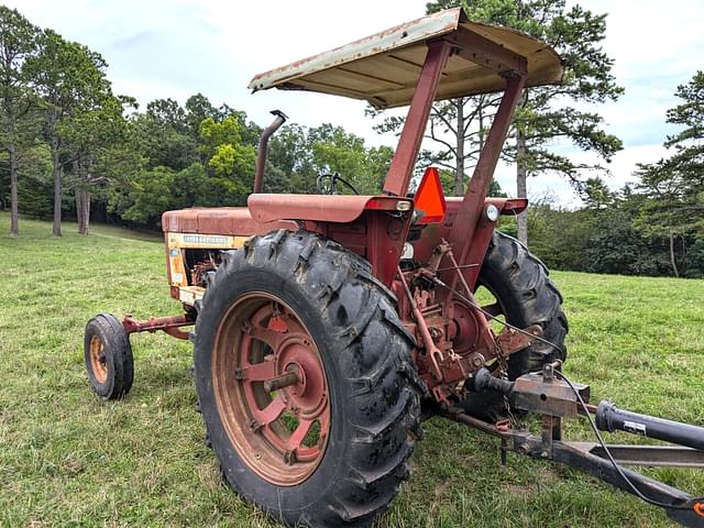 Image of Farmall Hydro 70 equipment image 2