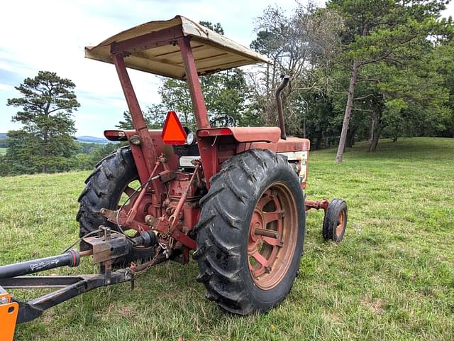 Image of Farmall Hydro 70 equipment image 3