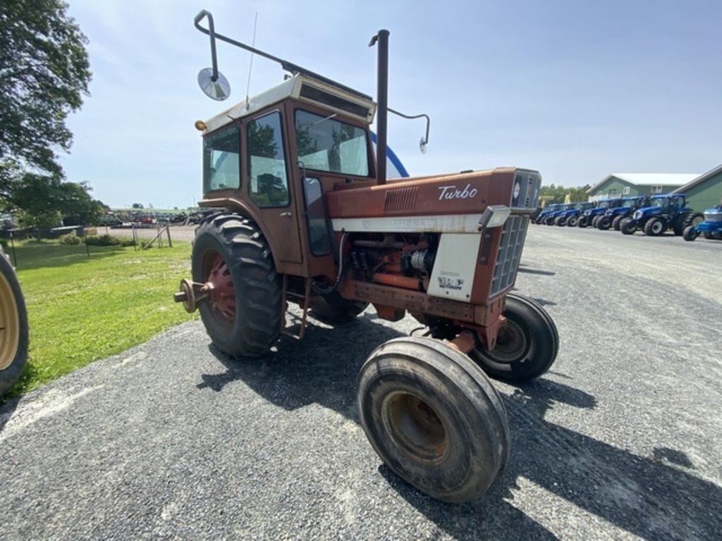 Main image International Harvester 1566