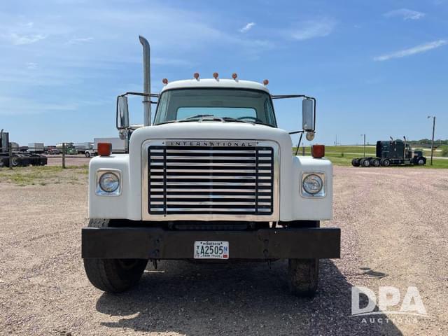 Image of International Loadstar 1850 equipment image 2
