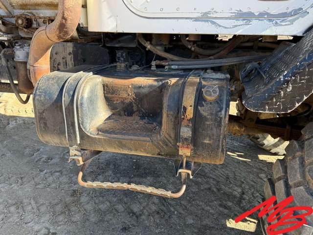 Image of International Paystar 5000 equipment image 4