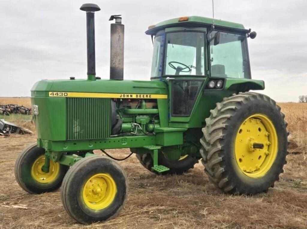 Image of John Deere 4430 Primary image