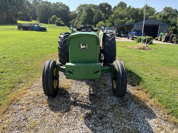 Image of John Deere 1530 equipment image 4