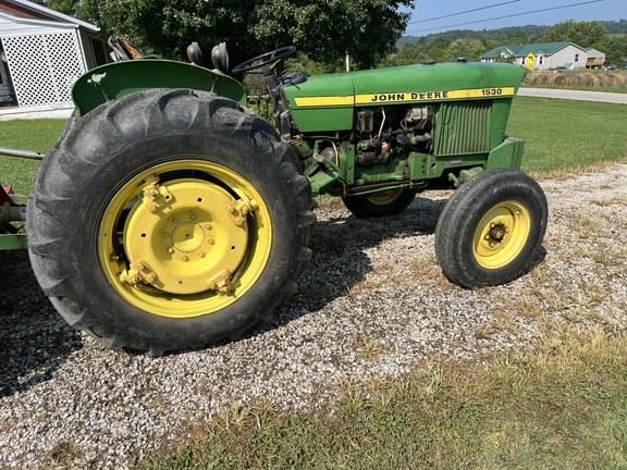 Image of John Deere 1530 equipment image 3