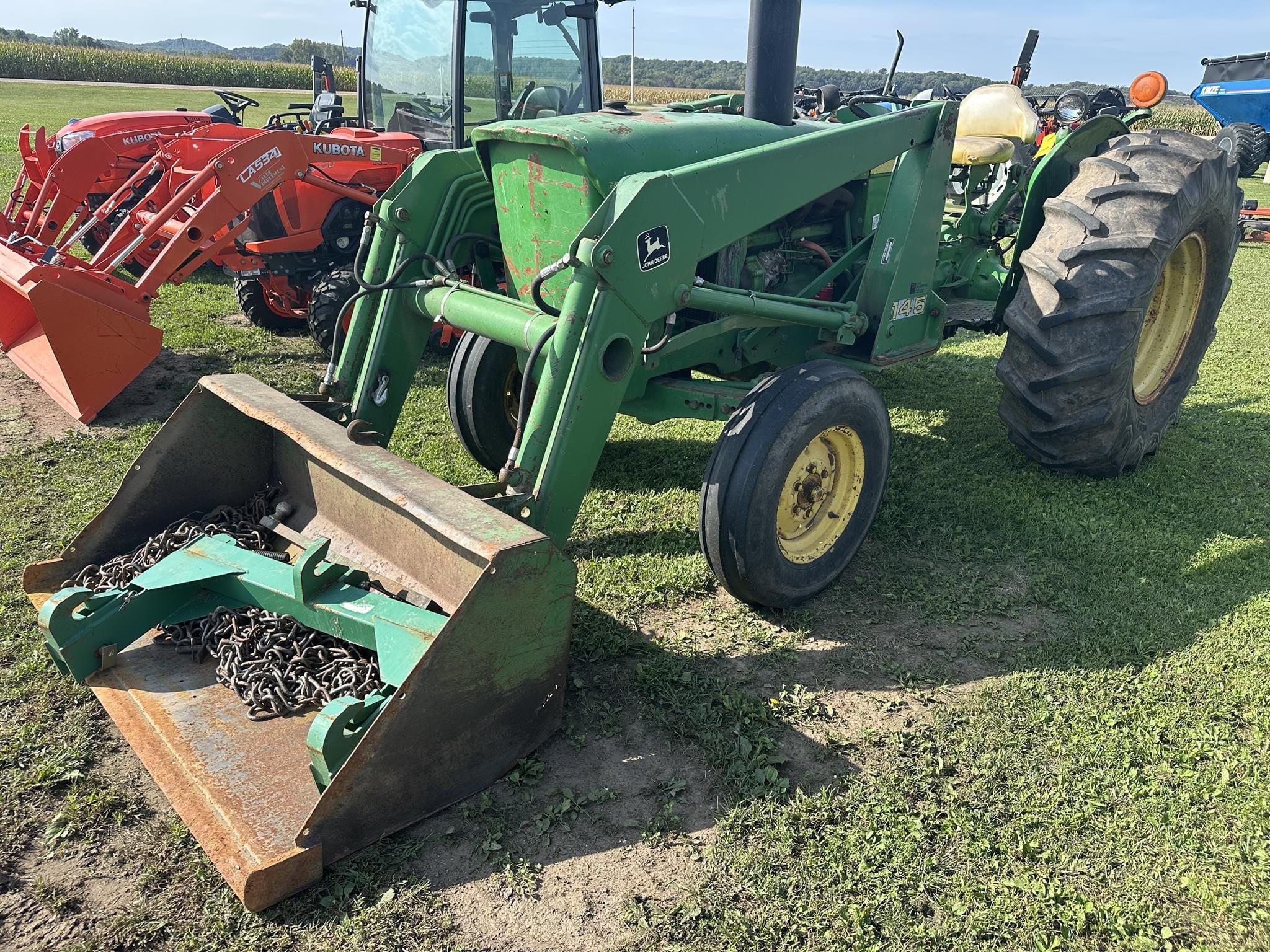 1975 John Deere 2030 Equipment Image0