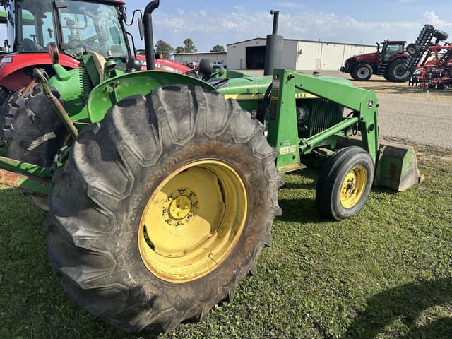 Image of John Deere 2030 equipment image 4