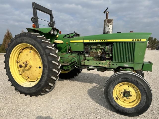 Image of John Deere 2030 equipment image 1