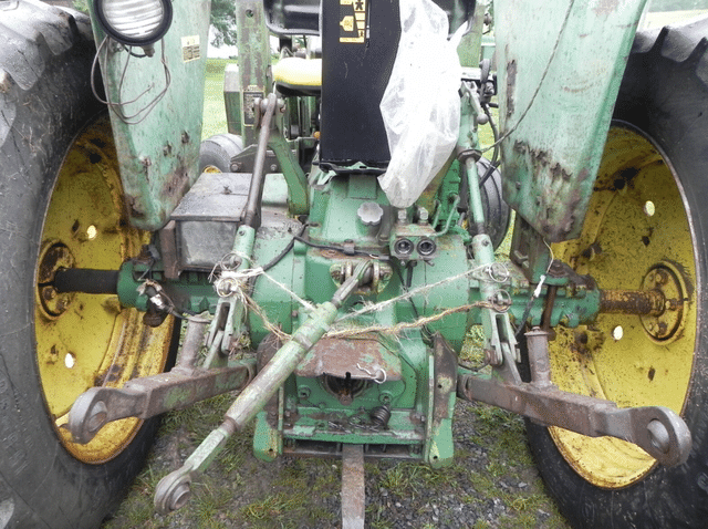Image of John Deere 2630 equipment image 2