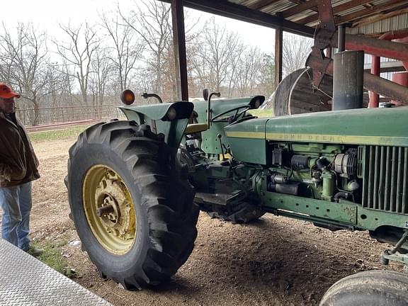 Image of John Deere 2630 equipment image 1