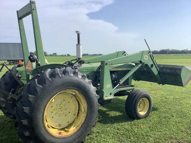 Image of John Deere 2630 equipment image 3