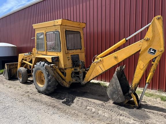 Image of John Deere 310A equipment image 2
