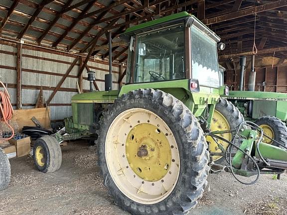 Image of John Deere 4030 equipment image 4