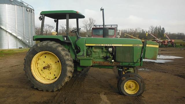 Image of John Deere 4030 equipment image 3